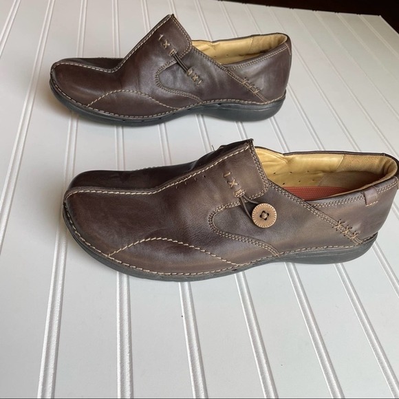 Clarks Structured Un Loop Leather Loafer Brown Size 11M Comfort Style workwear - Picture 2 of 13